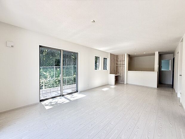 ■心落ち着く場所、ゆったり過ごせるリビング