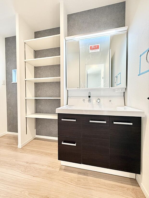 ■朝の準備がスムーズにできる広さです