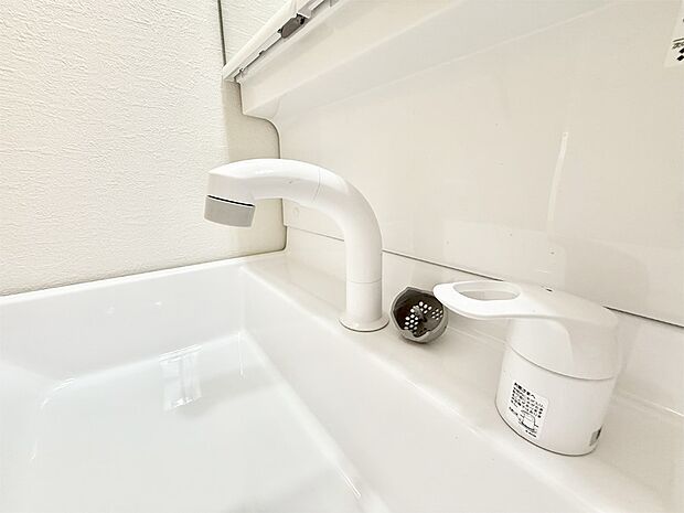 ■手洗いや顔を洗う時も快適に使える便利なシャワー