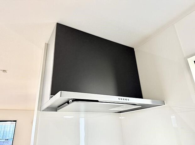 ■調理時の蒸気や匂いが換気扇に誘導され、効率的に排煙ができます。