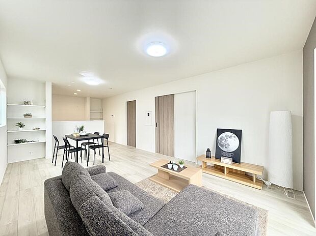 ■くつろぎと笑顔が集まる、心温まるリビング