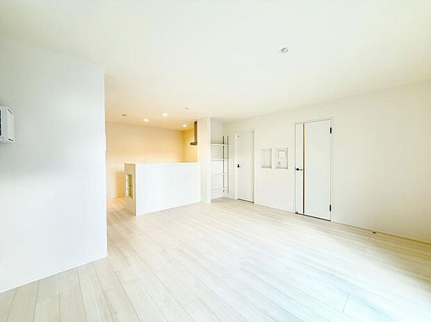 ■くつろぎと笑顔が集まる、心温まるリビング