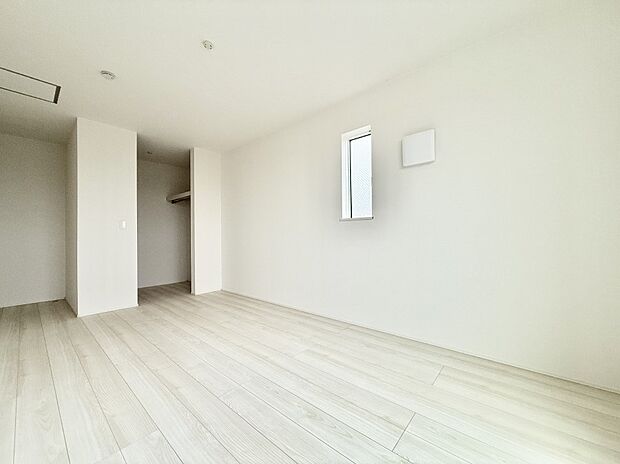 ■落ち着いた雰囲気のお部屋で心が安らぐ空間