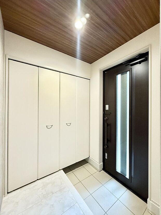 ■ シンプルで美しく、快適な暮らしの入り口