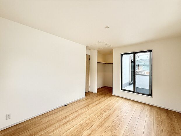 ■窓の配置や通気性の良い設計で部屋の空気がこもらず、常に新鮮な空気が流れます