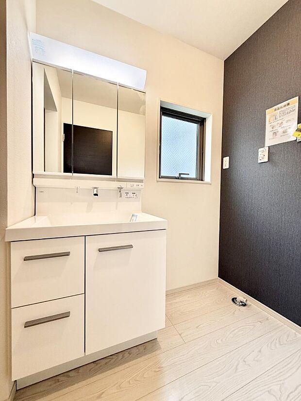 ■朝の準備がスムーズにできる広さです