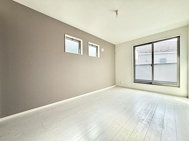 ■落ち着いた色合いのお部屋で穏やかな時間を楽しめます