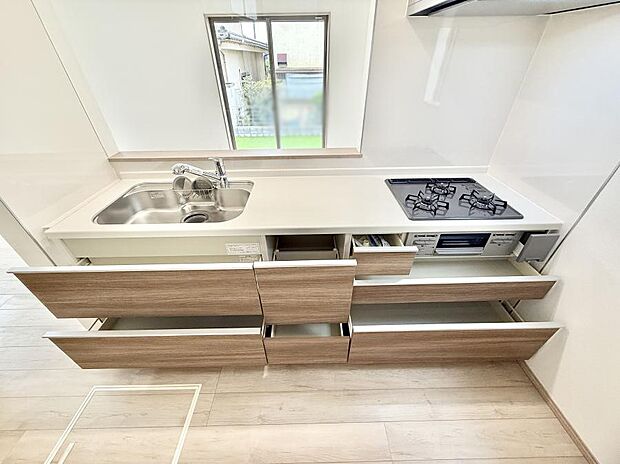 ■料理がもっと楽しくなる、快適なキッチン空間