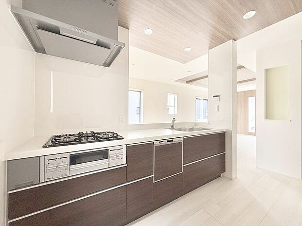 ■美味しい時間が生まれる、笑顔あふれるキッチン