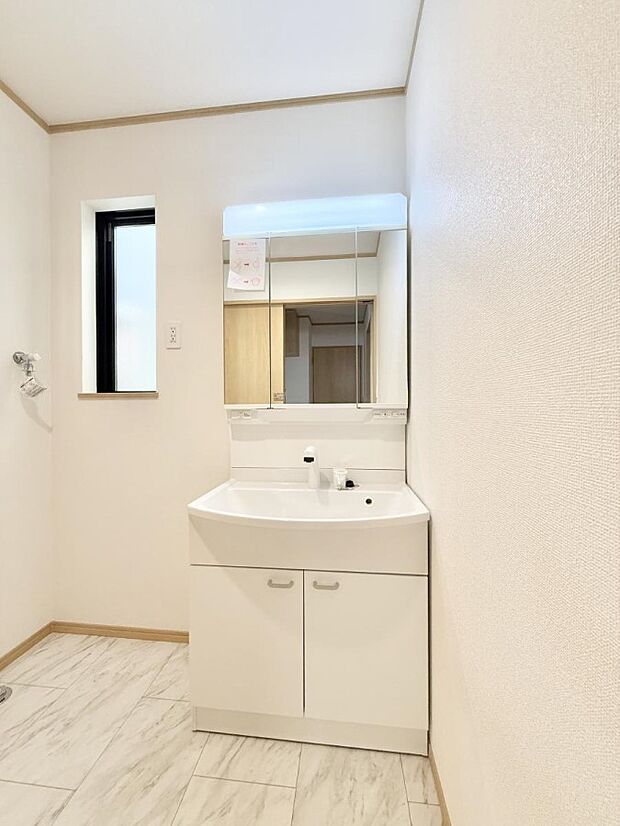 ■朝の準備がスムーズにできる広さです