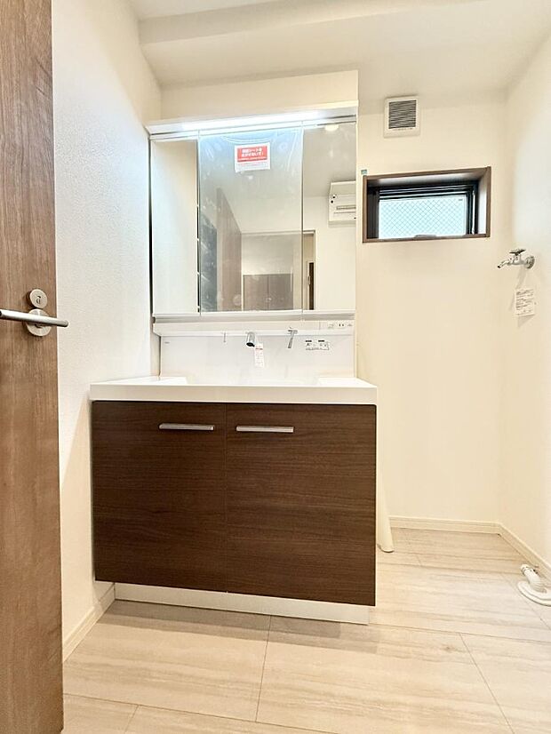 ■朝の準備がスムーズにできる広さです