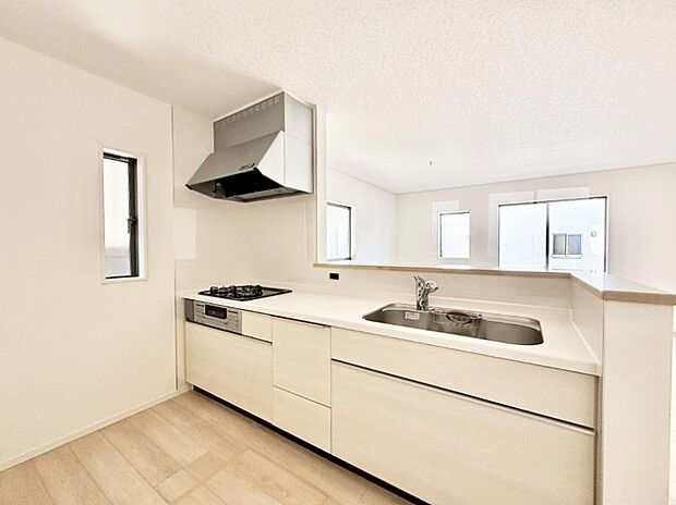 ■シンプルで美しく心地よい時間を生むキッチン空間