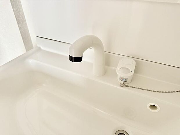 ■手洗いや顔を洗う時も快適に使える便利なシャワー