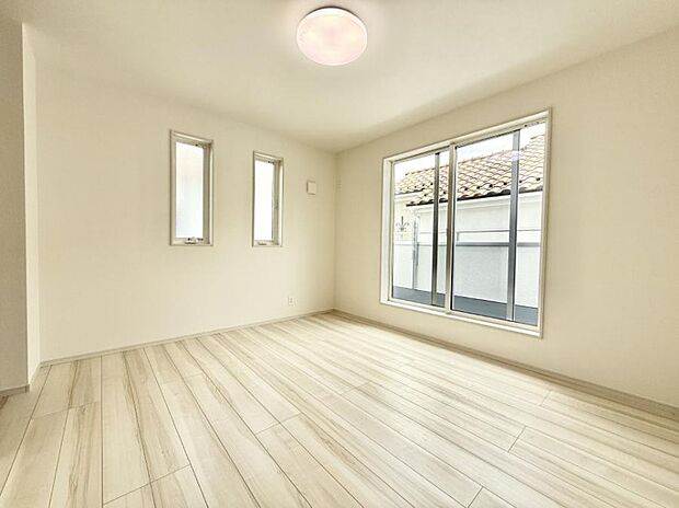 ■落ち着いた色合いのお部屋で穏やかな時間を楽しめます