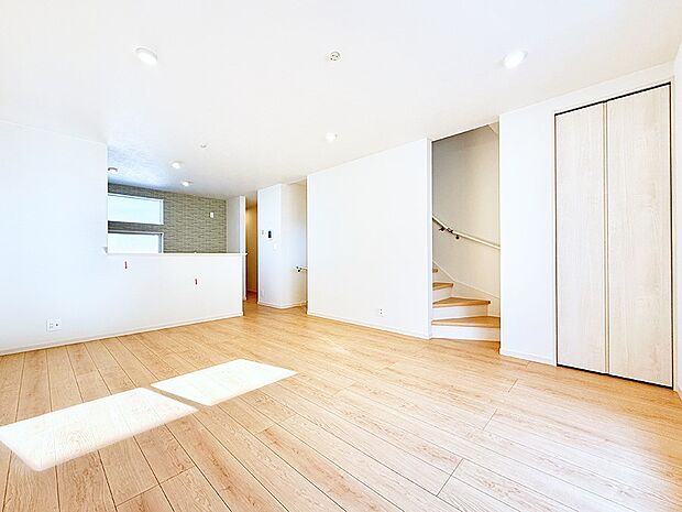 ■くつろぎと笑顔が集まる、心温まるリビング