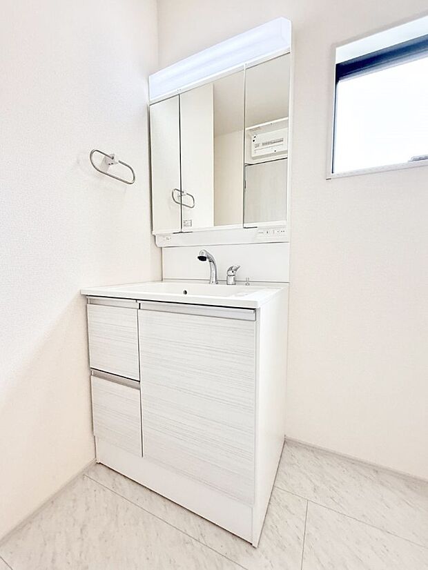 ■朝の準備がスムーズにできる広さです