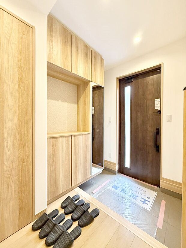 ■ シンプルで美しく、快適な暮らしの入り口