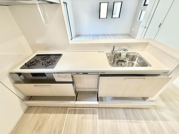 ■家族の絆を深める、温もりのあるキッチン