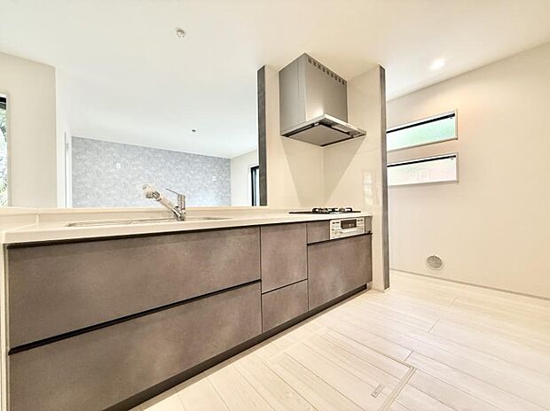 ■家族の絆を深める、温もりのあるキッチン