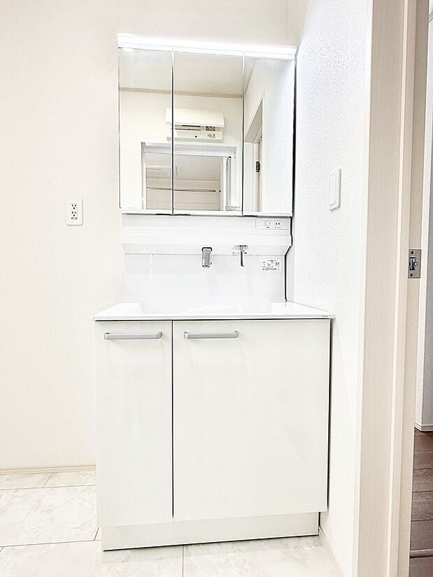 ■朝の準備がスムーズにできる広さです