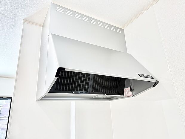 ■調理時の蒸気や匂いが換気扇に誘導され、効率的に排煙ができます。
