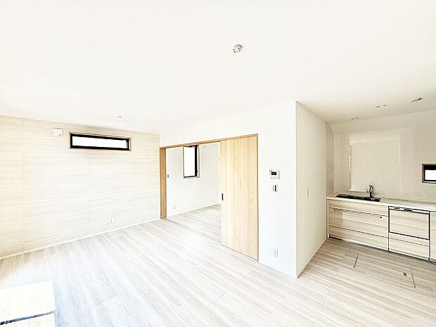 ■くつろぎと笑顔が集まる、心温まるリビング