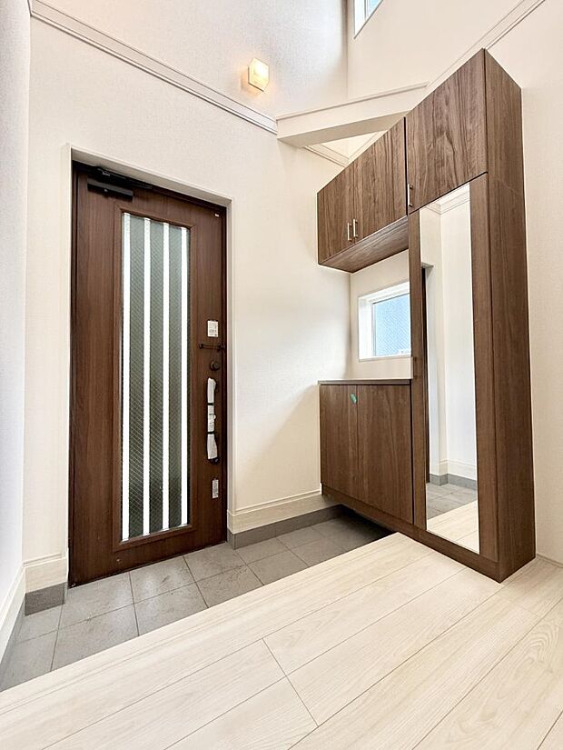 ■玄関はお家の顔！おしゃれな玄関でお客様をお迎え！