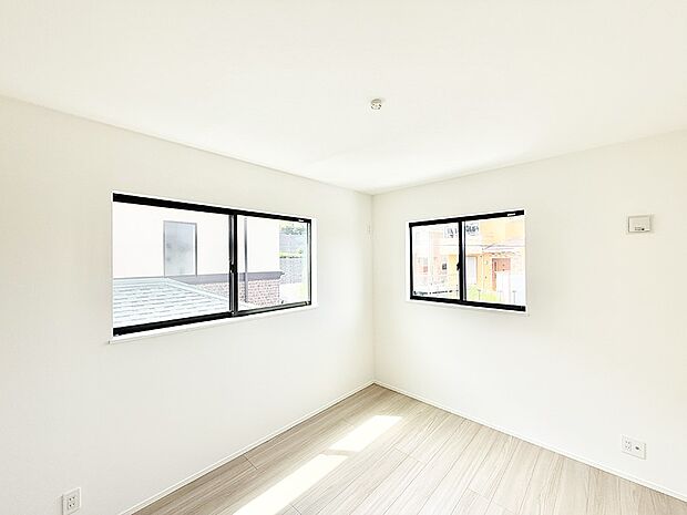 ■落ち着いた雰囲気のお部屋で心が安らぐ空間