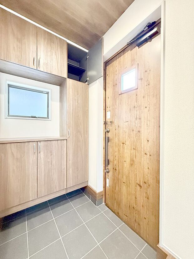 ■ 家族やゲストをやさしく迎える、心地よい空間