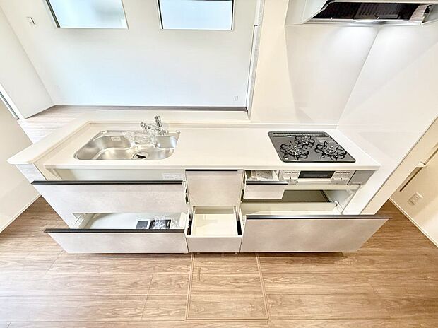 ■料理がもっと楽しくなる、快適なキッチン空間