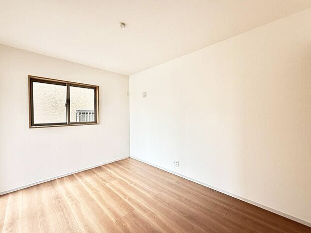 ■落ち着いた色合いのお部屋で穏やかな時間を楽しめます