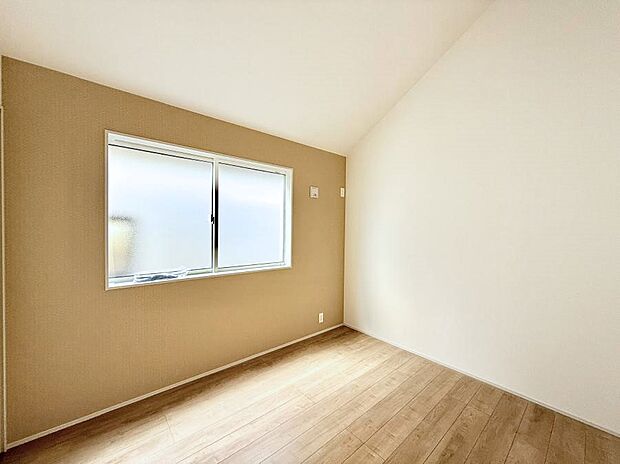 ■落ち着いた色合いのお部屋で穏やかな時間を楽しめます