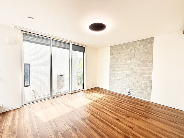 ■くつろぎと笑顔が集まる、心温まるリビング