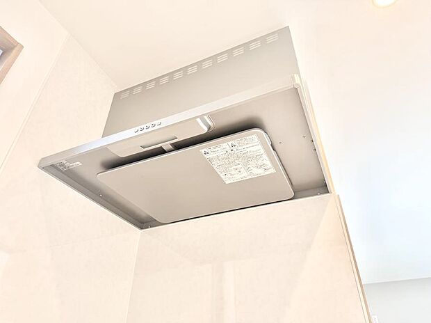 ■調理時の蒸気や匂いが換気扇に誘導され、効率的に排煙ができます。