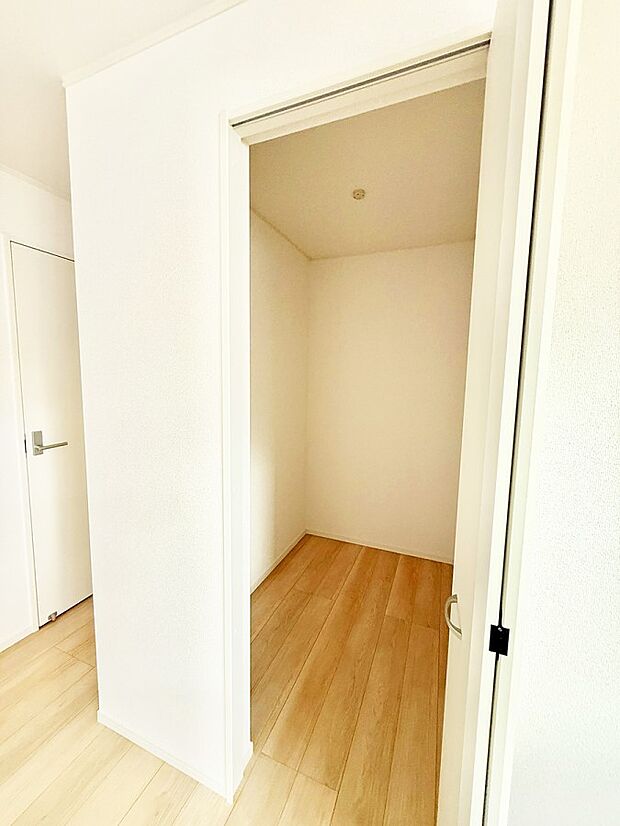 ■プラスαの収納スペース  