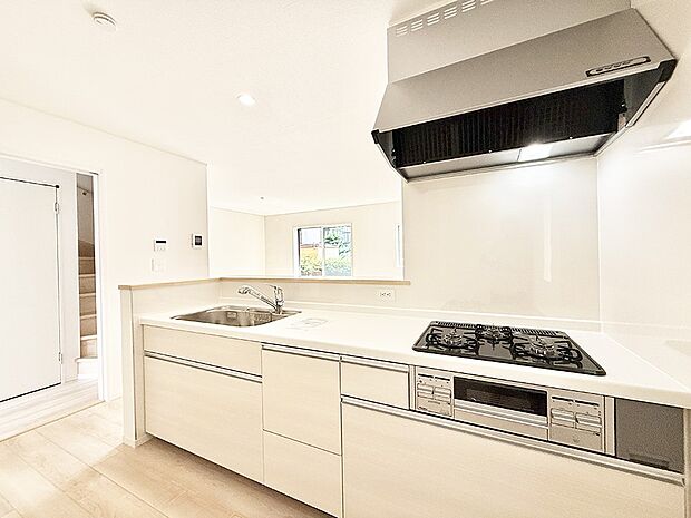 ■家族の絆を深める、温もりのあるキッチン