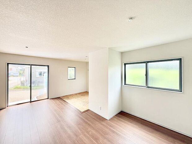 ■心落ち着く場所、ゆったり過ごせるリビング