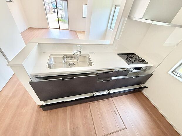 ■美味しい時間が生まれる、笑顔あふれるキッチン