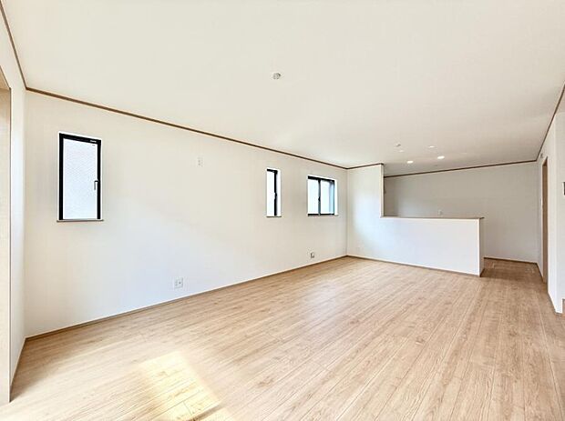 ■心落ち着く場所、ゆったり過ごせるリビング