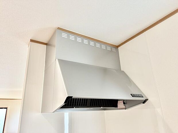 ■調理時の蒸気や匂いが換気扇に誘導され、効率的に排煙ができます。