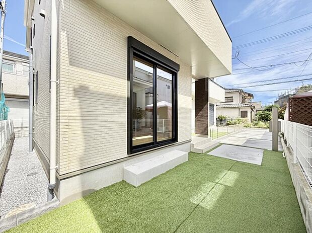 ■暮らしに潤いを与える、緑が取り入れられた住まいです