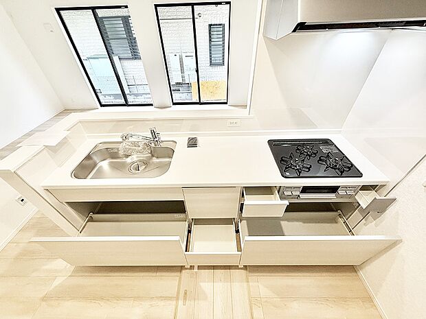 ■家族の絆を深める、温もりのあるキッチン