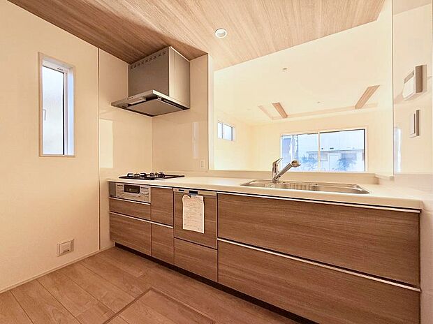 ■家族の絆を深める、温もりのあるキッチン