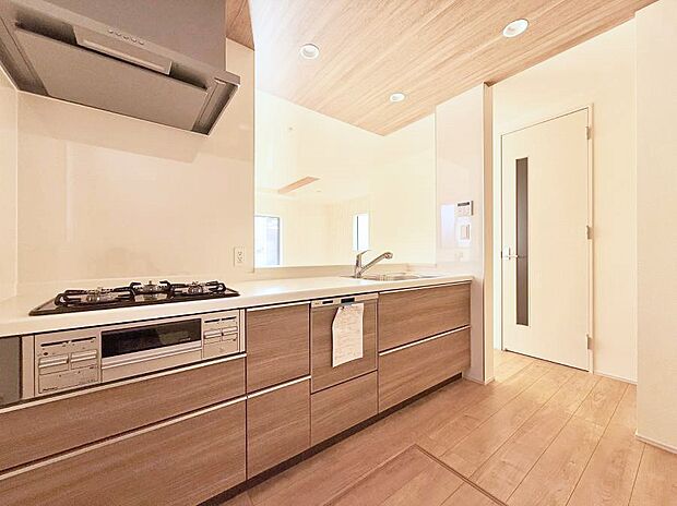 ■料理がもっと楽しくなる、快適なキッチン空間