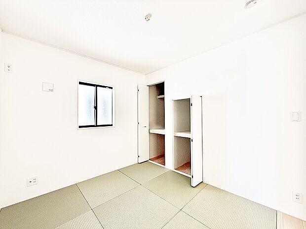 ■落ち着いた色合いのお部屋で穏やかな時間を楽しめます