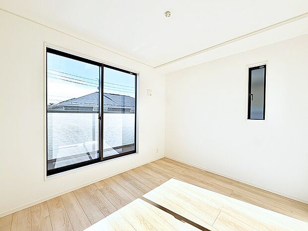 ■落ち着いた雰囲気のお部屋で心が安らぐ空間