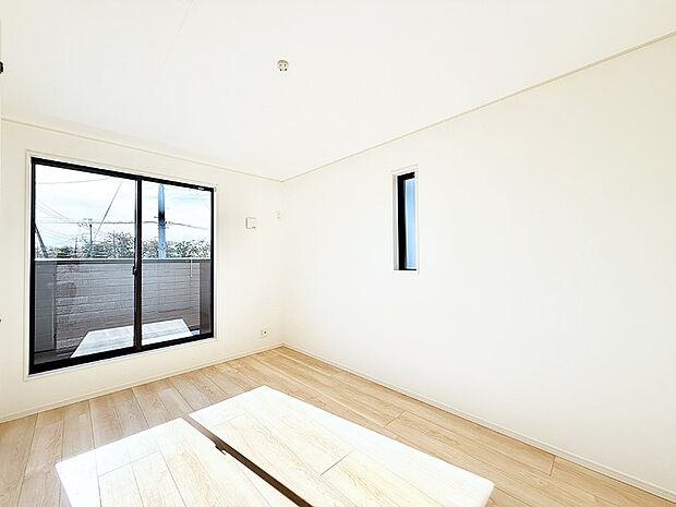 ■落ち着いた雰囲気のお部屋で心が安らぐ空間