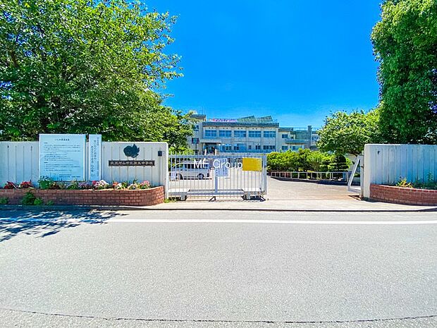 中学校 52m 武蔵村山市立第五中学校