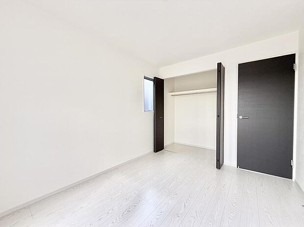 ■落ち着いた雰囲気のお部屋で心が安らぐ空間