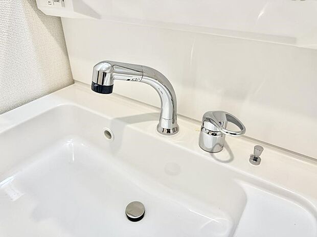 ■手洗いや顔を洗う時も快適に使える便利なシャワー